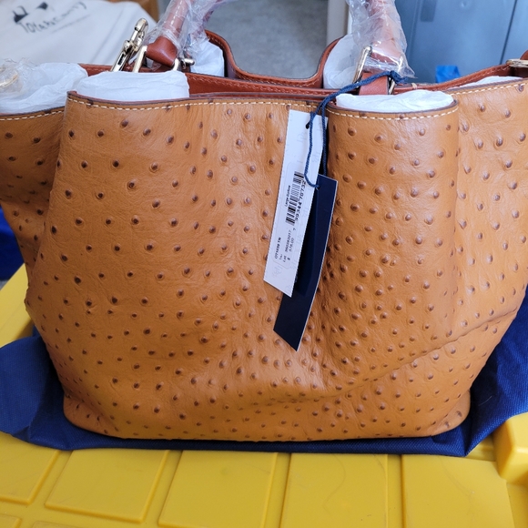 Dooney & Burke ostrich large barlow - Picture 3 of 5